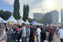 Dân số Indonesia vượt 290 triệu người, gần 70% trong độ tuổi lao động
