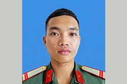 Truy tặng Huân chương Bảo vệ Tổ quốc hạng Ba đối với Trung sĩ Cao Tuấn Anh