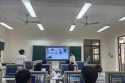 Giáo dục trước thềm năm học mới: Tái cấu trúc mạng lưới, đổi mới tư duy quản trị