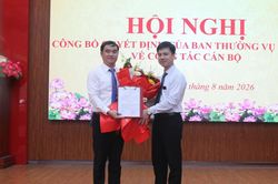 Phường Kỳ Lừa công bố quyết định về công tác cán bộ