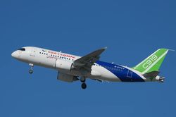 C919 do Trung Quốc phát triển lần đầu khai thác chuyến bay thương mại quốc tế