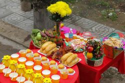 Có nên ký hợp đồng, khai trương, mở cửa hàng trong tháng 7 âm lịch?