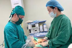 Răng nanh chậm mọc, phát hiện khối u ẩn sâu trong xương hàm bệnh nhân 15 tuổi