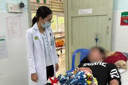 Sốt xuất huyết gây biến chứng nặng ở trẻ thừa cân, béo phì