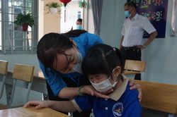 Giúp trẻ vượt qua lo lắng khi trở lại trường sau kỳ nghỉ hè