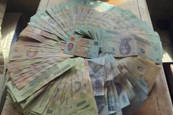 Nữ hành khách để quên gần 90 triệu đồng trên tàu hỏa