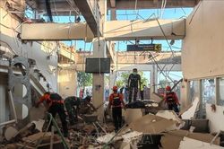 Indonesia: Hàng nghìn người chờ viện trợ sau trận động đất