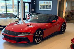 Ferrari 12Cilindri đầu tiên về Việt Nam: Giá bán là ẩn số
