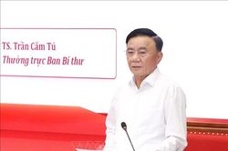 Thường trực Ban Bí thư Trần Cẩm Tú trao đổi chuyên đề về xây dựng Đảng với các Ủy viên Trung ương Đảng khóa XIV