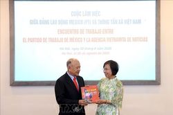 Th&ocirc;ng tấn x&atilde; Việt Nam v&agrave; Đảng Lao động Mexico tăng cường hợp t&aacute;c