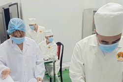 Điện Bi&ecirc;n b&agrave;n giao 800 mẫu h&agrave;i cốt liệt sĩ phục vụ gi&aacute;m định ADN