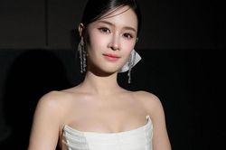 Mỹ nhân trong 'phim Việt có kinh phí kỷ lục' là ai