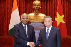 Quốc hội Việt Nam và Quốc hội Bờ Biển Ngà cần sớm thiết lập cơ chế trao đổi thông tin chính sách kinh tế, thương mại, đầu tư