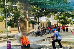 Huấn luyện nghiệp vụ phòng cháy, chữa cháy cho gần 60 thành viên đội chữa cháy cơ sở