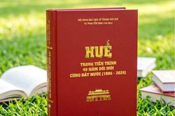 Nhìn lại 40 năm đổi mới và phát triển của Huế