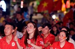 Vỡ oà khoảnh khắc mừng tuyển Việt Nam vô địch ASEAN Cup 2026