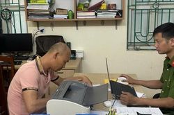 Tạm giam người đàn ông dâm ô 2 bé gái ở Hưng Yên
