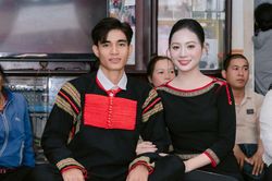 Cưới cô gái Ê Đê 20 tuổi xinh đẹp, chú rể cam kết điều đặc biệt về sính lễ