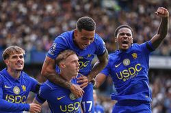 Dẫn trước 3 bàn, Chelsea vẫn chật vật vượt qua Brighton