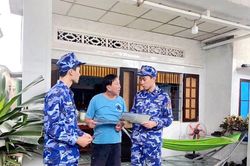 Tháng cao điểm chống khai thác IUU Cảnh sát biển 'đi tận ngõ, gõ từng nhà' tuyên truyền chống khai thác IUU