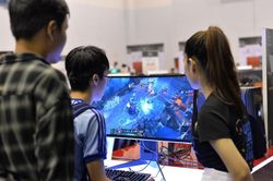 Đề xuất trẻ em không được vào quán internet sau 21h
