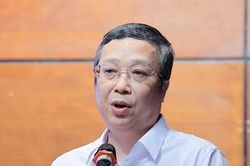 Kỷ luật buộc thôi việc đối với Thứ trưởng Bộ Nông nghiệp và Môi trường