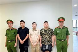 Triệu tập 3 đối tượng liên quan vụ xe cứu thương thu hơn 9 triệu đồng của gia đình bệnh nhân