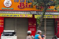 254 người ngộ độc sau khi ăn bánh mì, phát hiện Salmonella trong pa tê, khô gà, chả cá