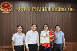 Khen thưởng tập thể, cá nhân có thành tích xuất sắc trong giải ngân vốn đầu tư công