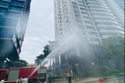 Kiểm tra hoạt động thiết bị an toàn cháy, nổ tại Tòa nhà Tràng An Complex