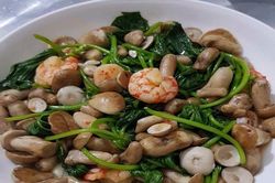 Nấm tràm trong bữa cơm tiết giao mùa ở xứ Huế