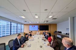 Đoàn công tác của Ban Chính sách, chiến lược Trung ương làm việc tại New Zealand