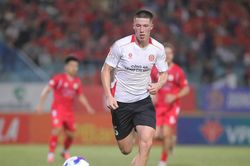 Đội tuyển Việt Nam triệu tập tiền đạo cao 1,9m cho FIFA ASEAN Cup 2026