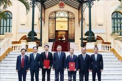 Tổng Bí thư, Chủ tịch nước Tô Lâm trao quyết định bổ nhiệm 2 Đại sứ Việt Nam tại nước ngoài