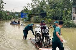 Điều tiết hạ mực nước để vận hành an toàn các hồ đập