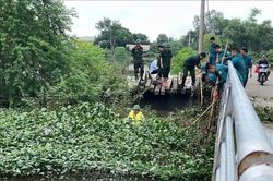 Khẩn trương khơi thông dòng chảy, tiêu thoát nước sau mưa lũ