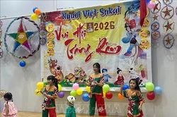 Trung thu kết nối thế hệ trẻ với tiếng Việt và văn hóa quê hương tại Nhật Bản