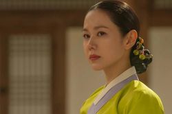 Son Ye Jin có cứu nổi phim 19+ ngập tranh cãi