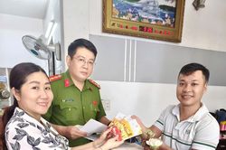 Công an phường An Khê kiểm tra, hướng dẫn các cơ sở lưu trú chấp hành quy định pháp luật