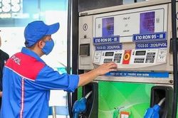 Sắp tới mỗi cửa hàng xăng dầu một giá: Sáng tăng, chiều giảm?