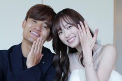 Sắc vóc của 'ngọc nữ' Nhật Bản bất ngờ kết hôn với Takefusa Kubo
