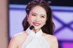 Phương Mỹ Chi vượt 'thế khó'