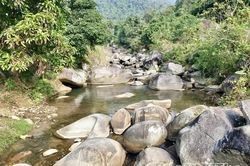 Khám phá Di tích Bãi đá có hình khắc cổ