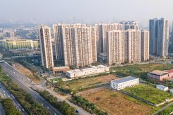 Gi&aacute; nh&agrave; c&oacute; giảm trong thời gian tới?
