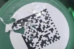 Giải m&atilde; l&yacute; do v&igrave; sao m&atilde; QR bị r&aacute;ch một phần nhưng vẫn qu&eacute;t được