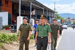 Học B&aacute;c trong từng việc v&igrave; d&acirc;n