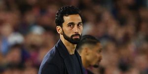 Arbeloa đáp trả Mbappe cực gắt