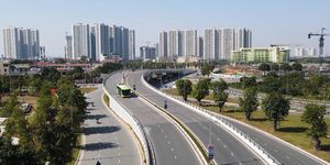 Kiểm soát phát thải giao thông - bước đi tất yếu của Hà Nội xanh