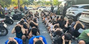 Video Công an TPHCM bắt, xử lý 140 đối tượng trong đường dây ma túy liên tỉnh