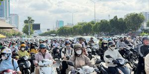Vòng xoay Điện Biên Phủ - Nguyễn Bỉnh Khiêm ùn ứ ngày đầu tuần
